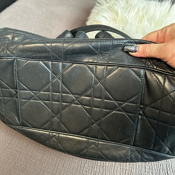 DIOR BLACK LAMBSKIN CANNAGE DRAWSTRING BAG - Picture 13 of 16